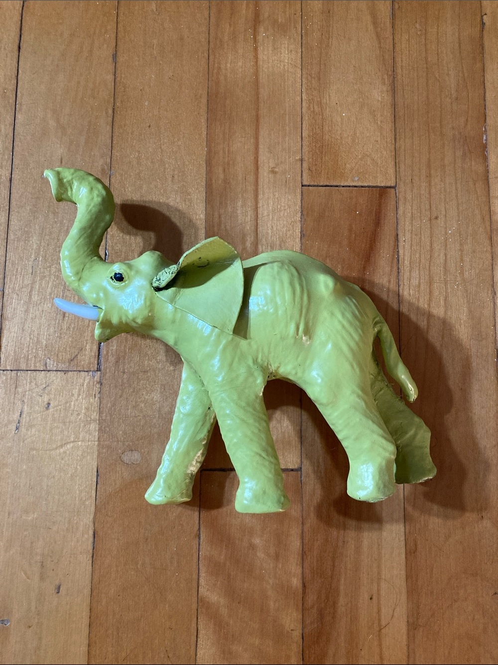 💚 [3/$10] Green Elephant Figurine Accent for Home Decor